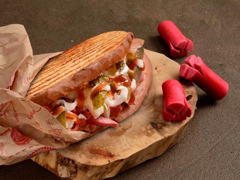 AYVALIK TOSTU + ŞİŞE KOLA  MENU